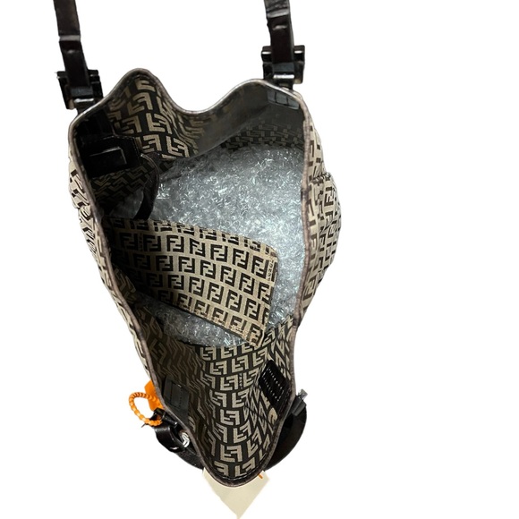 FENDI HANDBAG - Picture 4 of 6